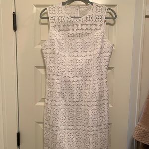 White House Black Market White Lace Sleeveless Dress, size 6